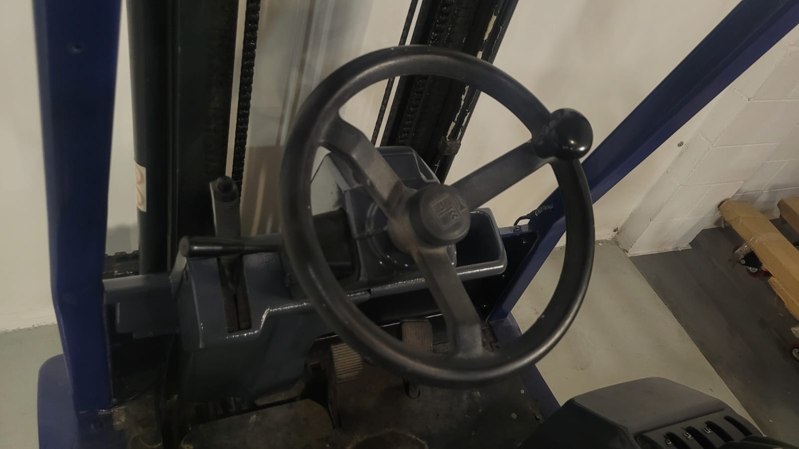 volante carretilla 4 ruedas komatsu