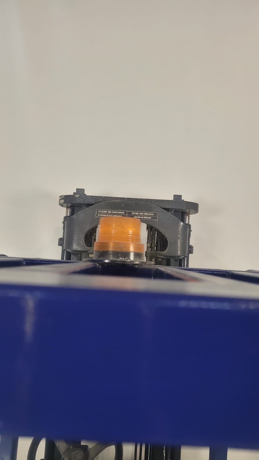 destellante carretilla 4 ruedas komatsu