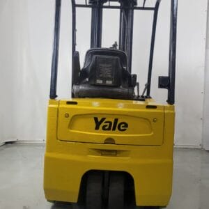 carretilla Yale amarilla