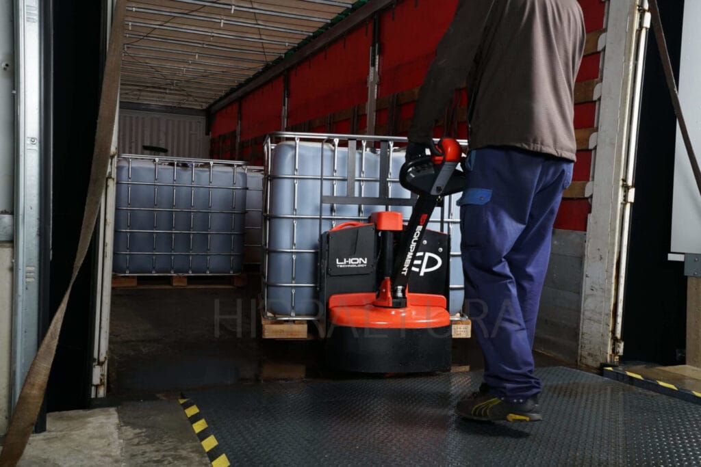 MÃ¡quina automatizada mejorando la producciÃ³n industrial