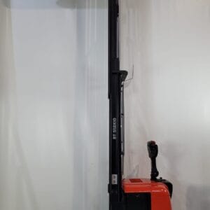 apilador BT NEGRO Y ROJO