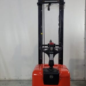 apilador BT NEGRO Y ROJO