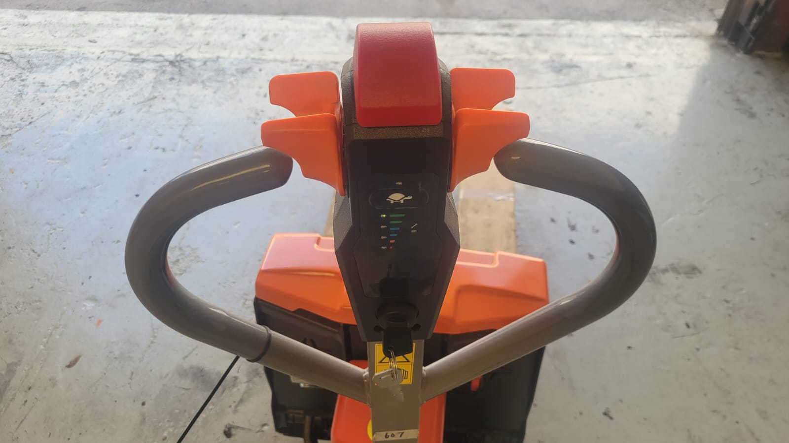 TRANSPALETA ELECTRICA