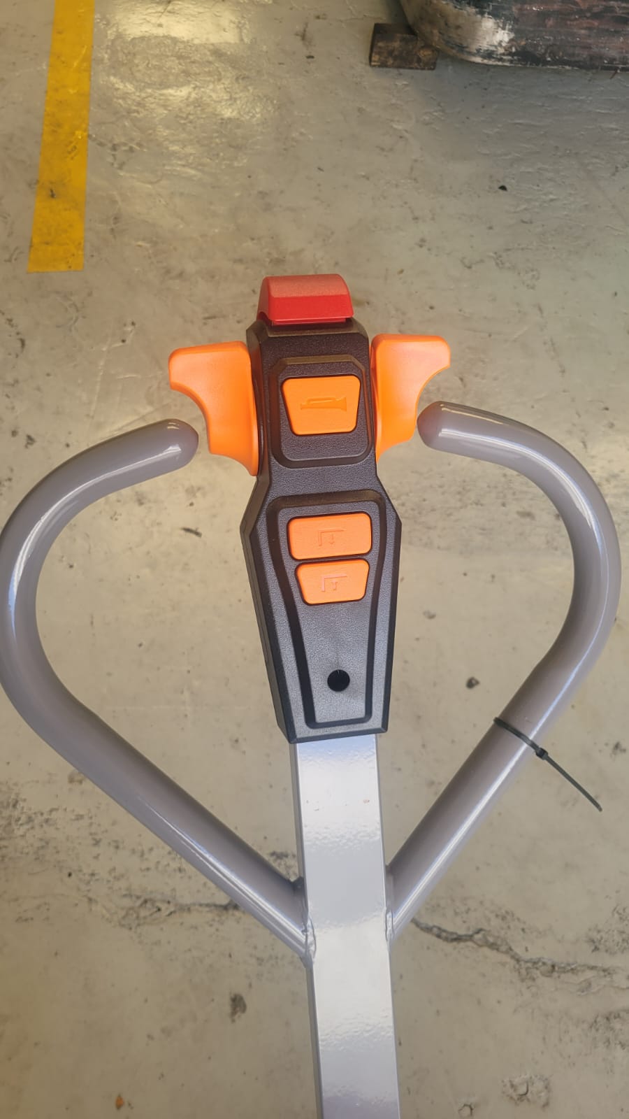 TRANSPALETA ELECTRICA